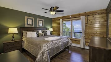 6 bedrooms, iron/ironing board, free WiFi, bed sheets