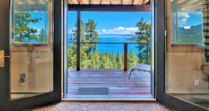 Lx10 lakeview jewel of sierra theater , hot tub