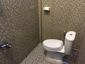 Standard-Doppelzimmer | Badezimmer