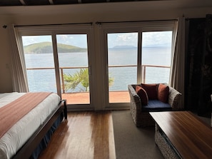 4 bedrooms, in-room safe, iron/ironing board, travel crib - Stunning, Oceanfront Villa on 1.5 very private acres, just minutes to Magens Bay (North Side of Charlotte Amalie, St Thomas)