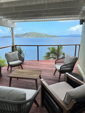 Terrace/patio - Stunning, Oceanfront Villa on 1.5 very private acres, just minutes to Magens Bay (North Side of Charlotte Amalie, St Thomas)