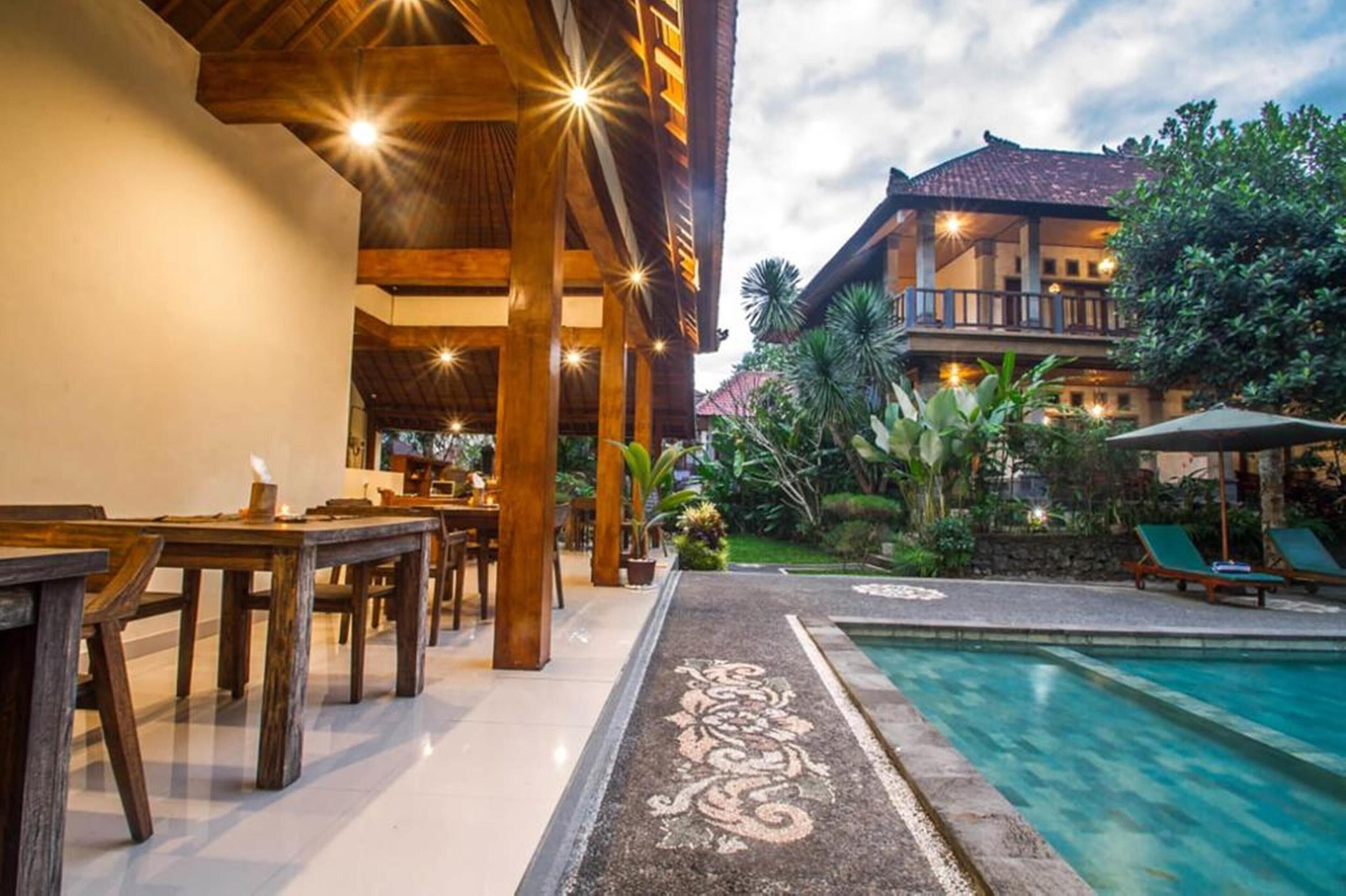 Foto - Adi Jaya Cottages Jungle Suites by EPS