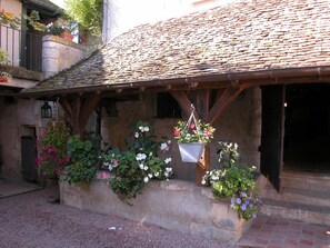 Exterior detail - La Chancelière (Saint-Satur)