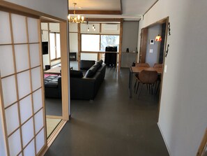 Deluxe-Haus | 2 Schlafzimmer, Zimmersafe, Bügeleisen/Bügelbrett, kostenloses WLAN