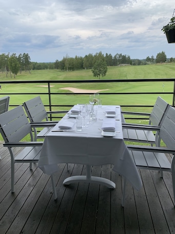 Breakfast area. Stuga på Nässjö Golfklubb