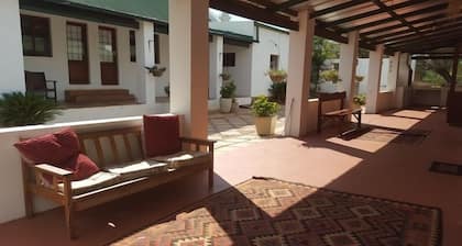 Thandile Country Lodge