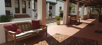 Thandile Country Lodge