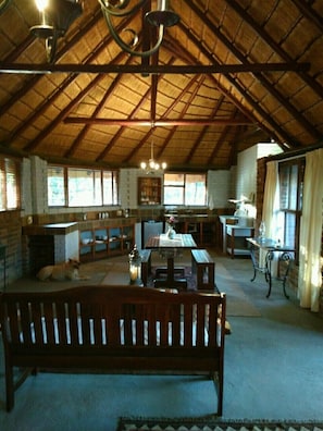 Cottage (River Cottage)