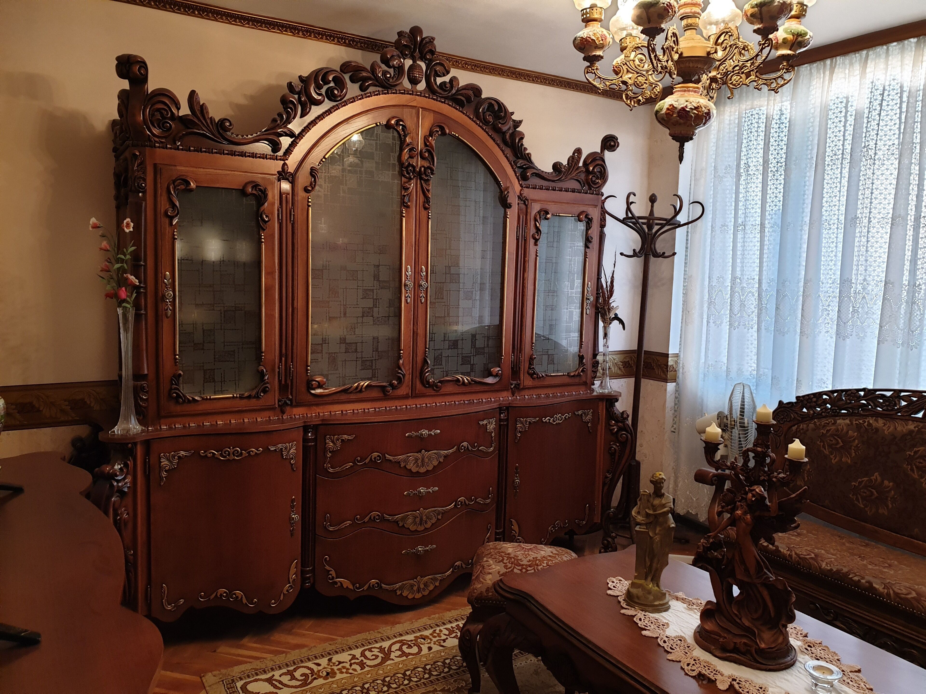 المنشأة من الداخل