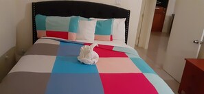 3 bedrooms, iron/ironing board, free WiFi, bed sheets - Villa Cocomo Tranquility  and Peace (Drax Hall)