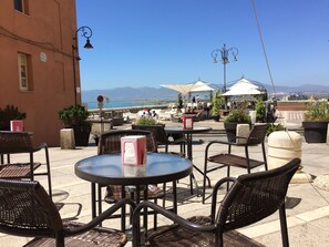 Ristorazione all'aperto