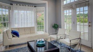 Smart-TV, kontorer, PC-skjermer og printere