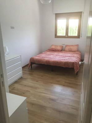 2 habitaciones, wifi y ropa de cama 