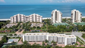 Imagen sin descripción, 4 de 33, botón