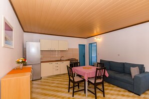 Apartment (A1) | Living room