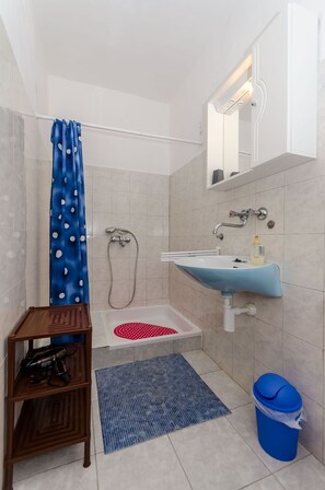 Apartment (A1) | Badezimmer