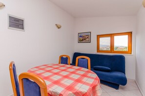 Appartement (A3) | Restauration