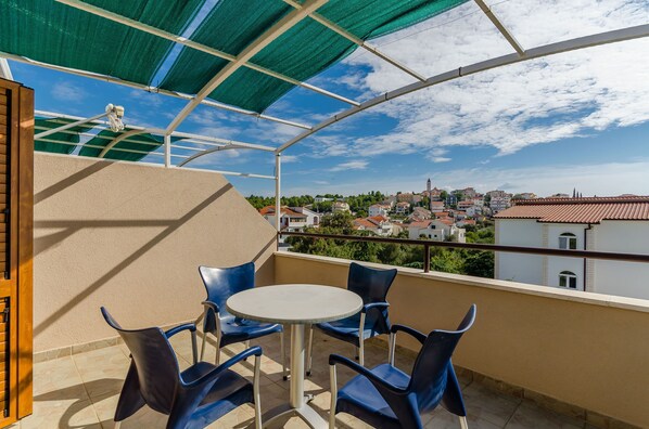 Apartment (A3) | Balcony