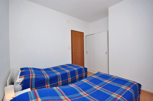 Iron/ironing board, free WiFi, bed sheets - Apartment Katija (Postira)