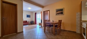 Apartment (A3) | Private kitchen | Fridge, stovetop, espresso maker, coffee/tea maker - Apartment Nikola (Jelsa)