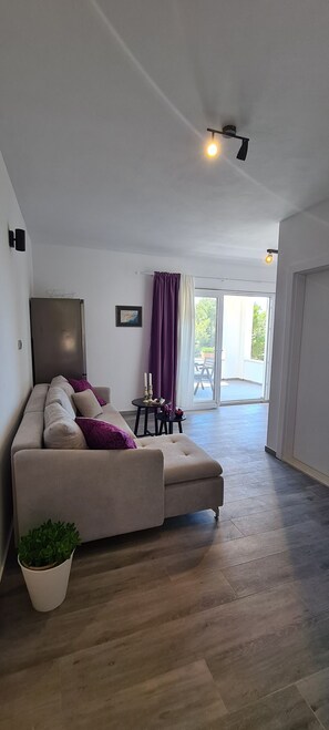 Apartment (A5)
