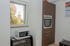Apartment (A2) | Dining - Apartment Nena (Podstrana)