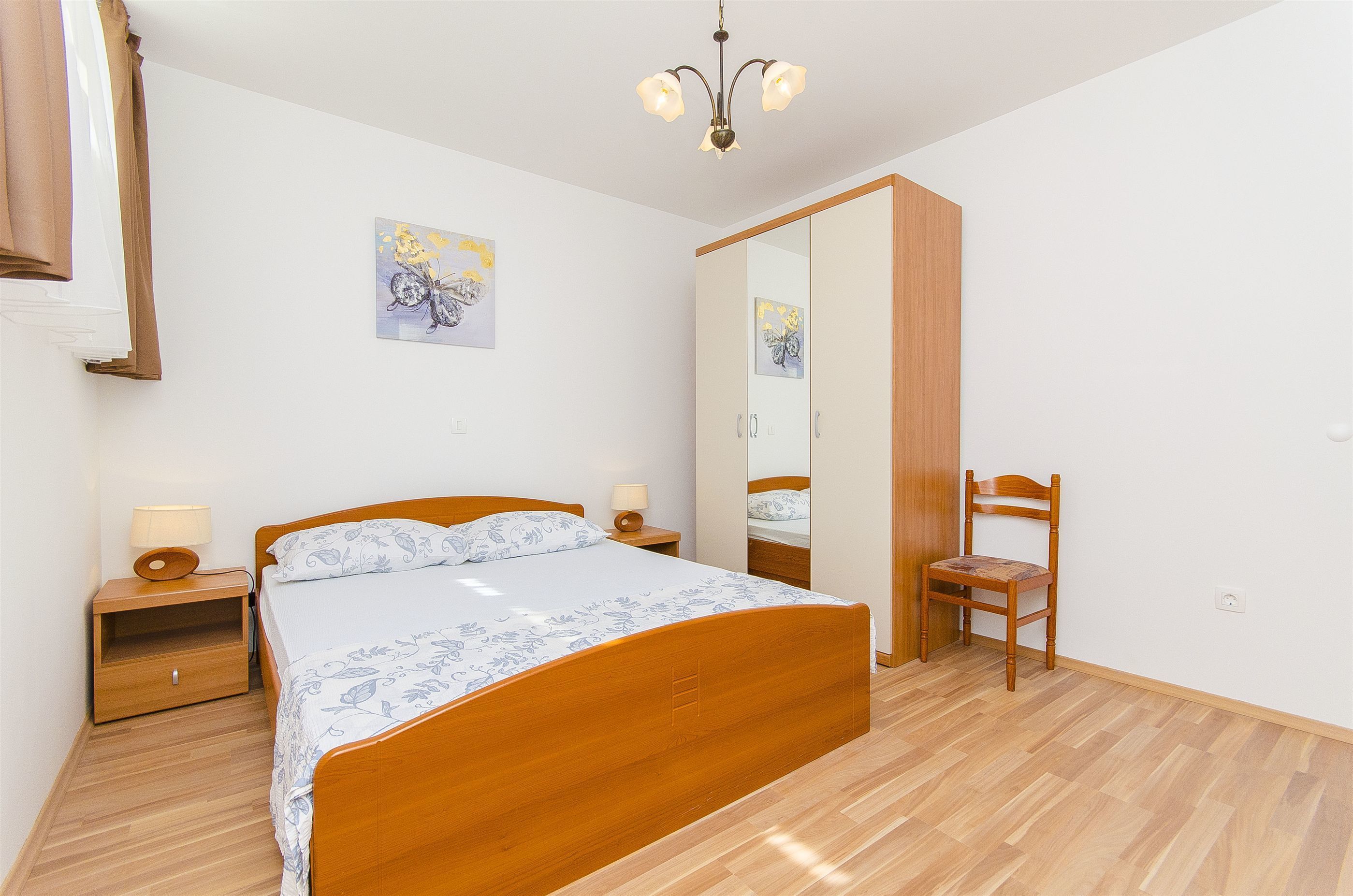 Wifi gratis y ropa de cama 