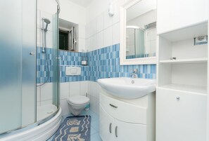 Apartment (A1) | Badezimmer | Haartrockner, Handtücher