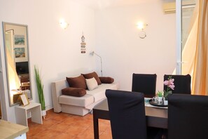 Apartment (A1) | Interior - Apartments Ena (Jelsa)