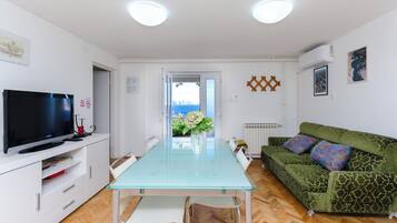 Apartment (A1) | Living room