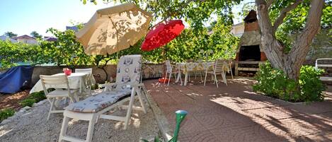 BBQ/picnic area