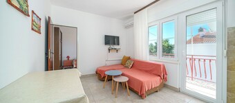 Apartments and Rooms Josipa