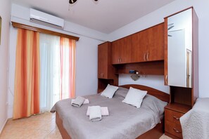 Studio (A3) | 2 bedrooms, free WiFi