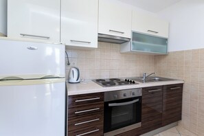 Private kitchen - Apartments D. Matahlija (Lopar)