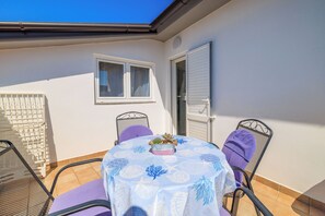 Balcony - Apartments D. Matahlija (Lopar)