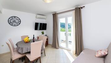 Apartment (A1) | Living room