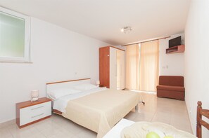 Studio (A3) | Interior - Apartments Ante (Makarska)