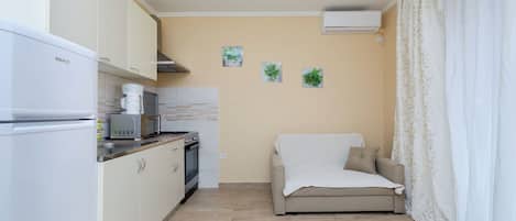 Apartment (A2) | Living room