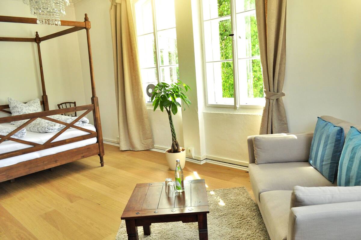 Double Room, Private Bathroom (External) | Cribs (free), rollaway beds (surcharge), WiFi (free), bed sheets