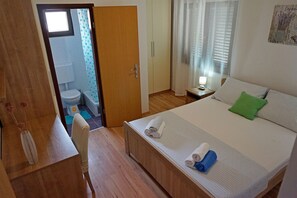Apartment (A1)