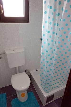 Apartment (A1) | Bathroom | Shower, hair dryer - Apartment Summer Day (Vodice)