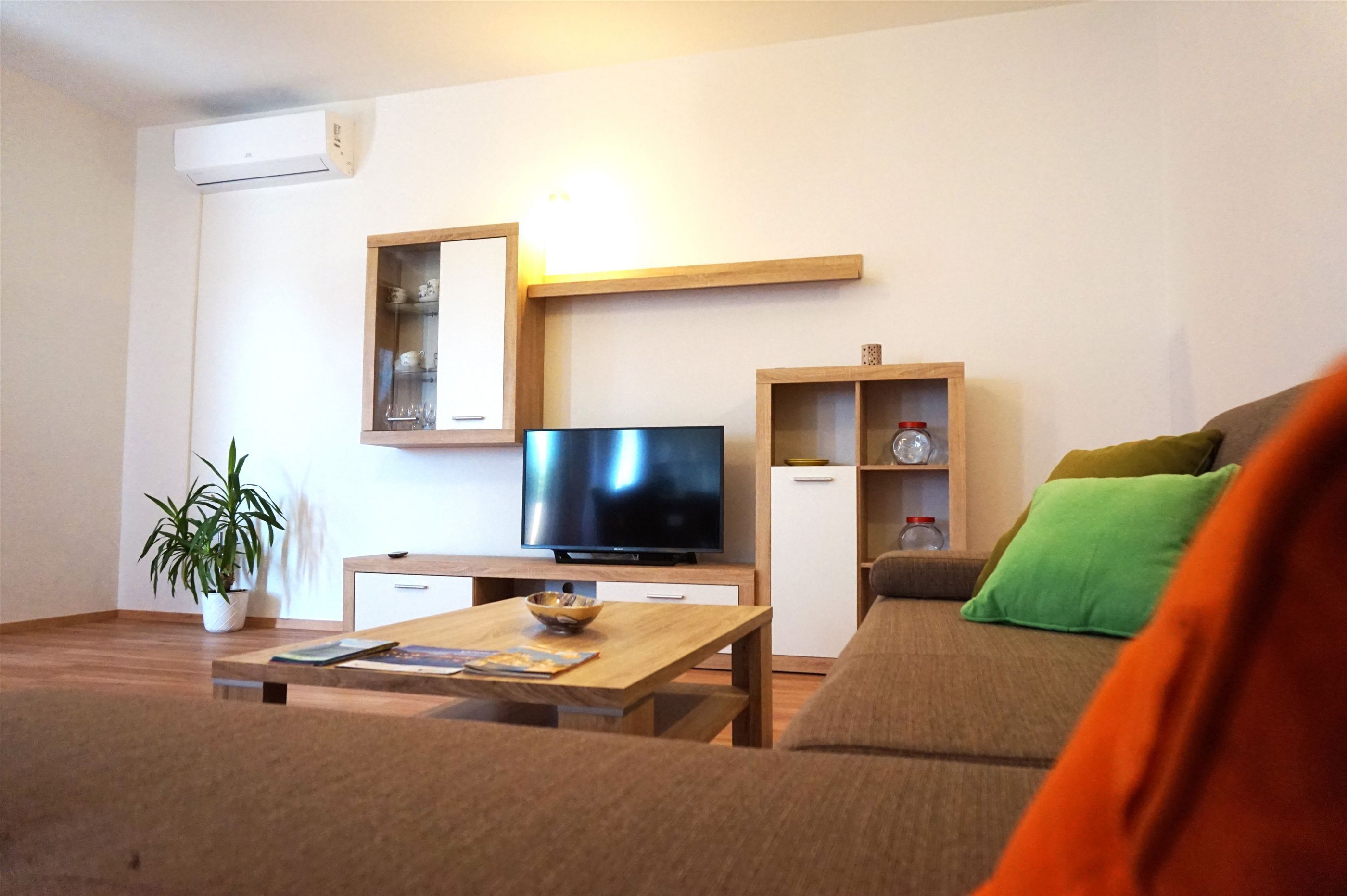 Apartment (A1) | Living room | Flat-screen TV