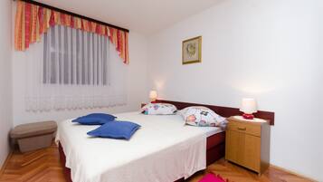 2 Schlafzimmer, Zimmersafe, Bügeleisen/Bügelbrett, kostenloses WLAN