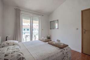 Apartment (A2)