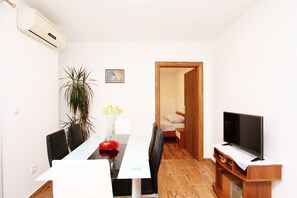Dining - Apartment Anica (Trogir)