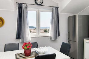 Apartment (A3) | Dining
