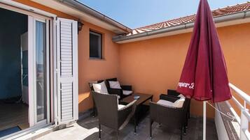 Apartment (A3) | Balcony