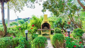 Área de parrillas y picnic