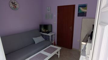 Apartment (A2) | Living room