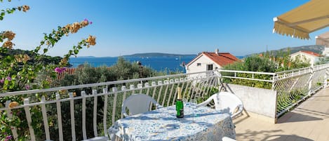 Apartment (A1) | Balcony